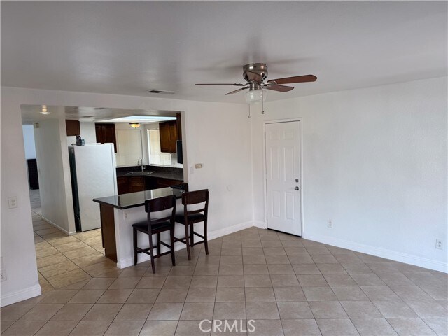 Building Photo - 25274 Woodcreek Ct