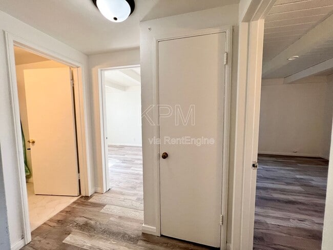 Building Photo - 1932 Rutledge Way