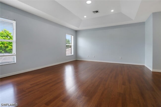 Building Photo - 8271 Laurel Lakes Way