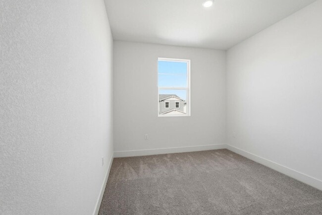 Building Photo - 5728 Placer Dr