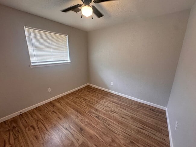 Building Photo - Newly remodeled 3 bed 1 bath garage conversion with monitored security!