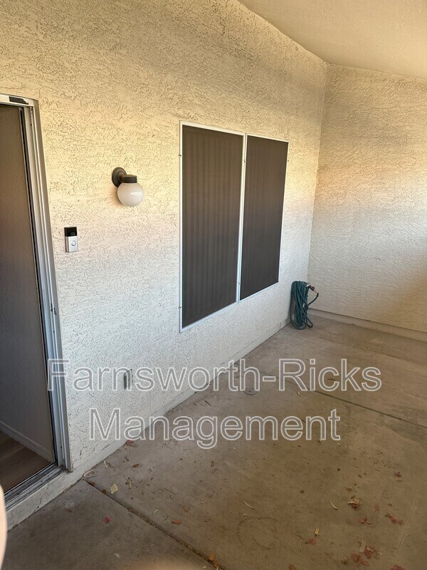 Building Photo - 5808 E Brown Rd