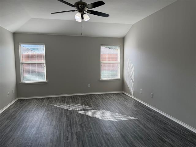 Building Photo - 220 Bonsai Dr