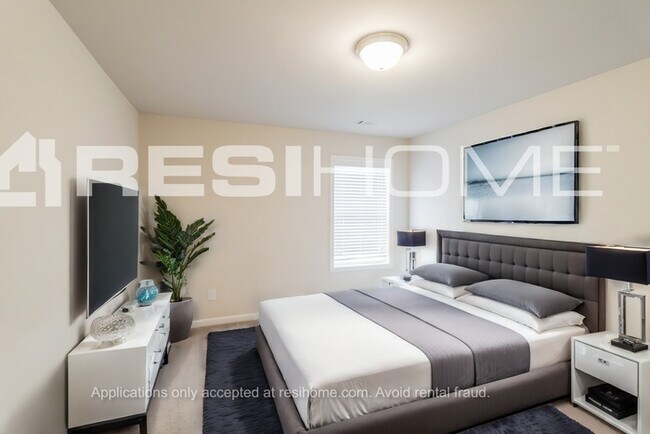 Building Photo - 1529 Sta Blf Dr