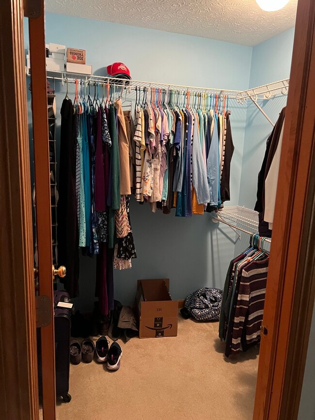 Master walk-in closet - 2546 OH-60