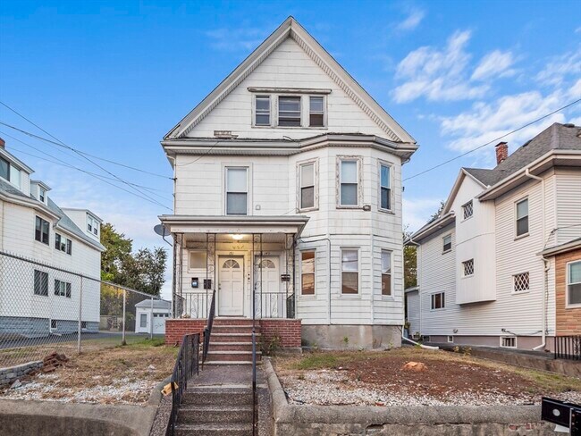 Building Photo - 151 E Mountain Ave