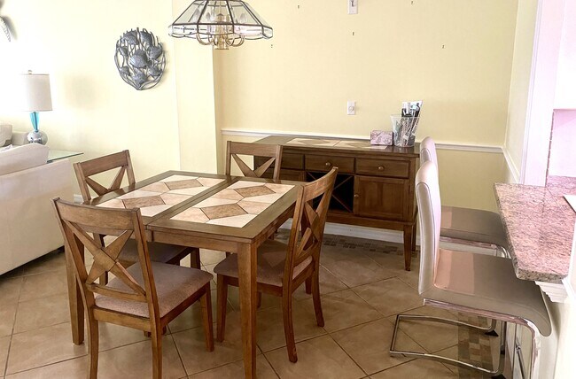 On VENICE ISLAND - 232 Saint Augustine Ave