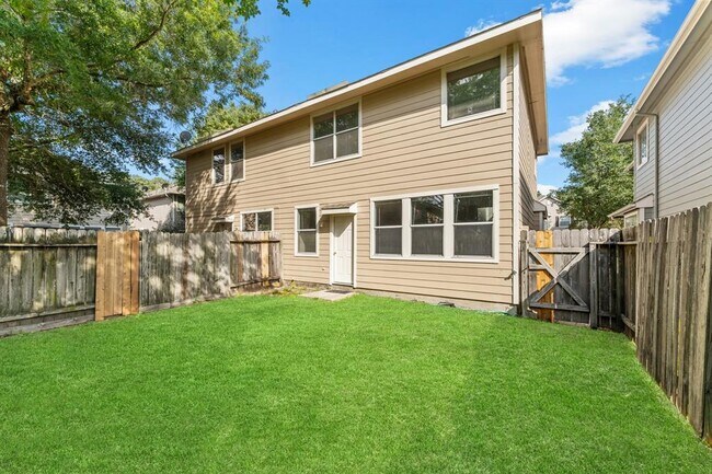 Building Photo - 6318 Veranda Green Trail