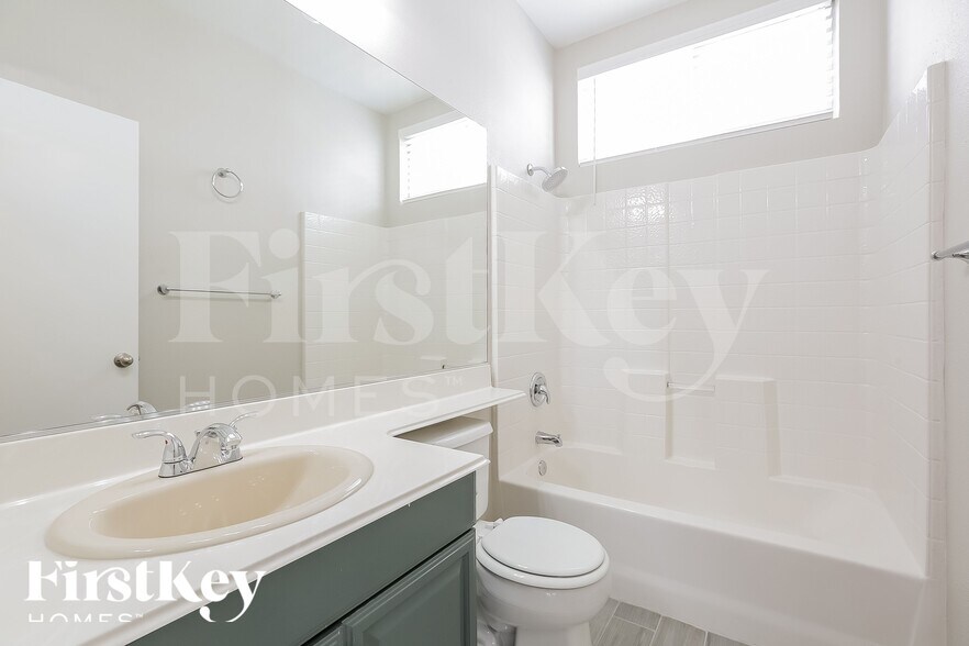 Building Photo - 1669 Shifting Winds St