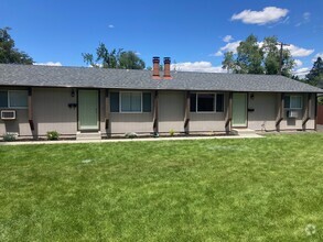 Building Photo - Owyhee St