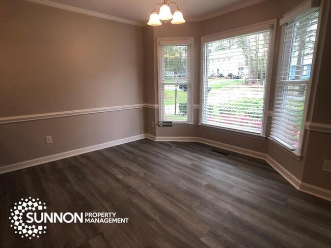 Building Photo - Completely Renovated 3 BR with Huge Yard