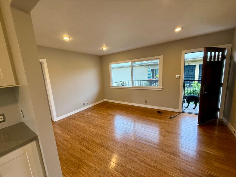 Building Photo - 610 Indiana Ave