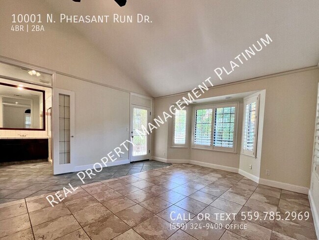 Building Photo - 10001 N Pheasant Run Dr