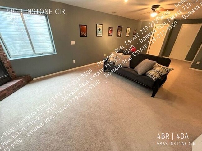 Building Photo - 5863 Instone Cir