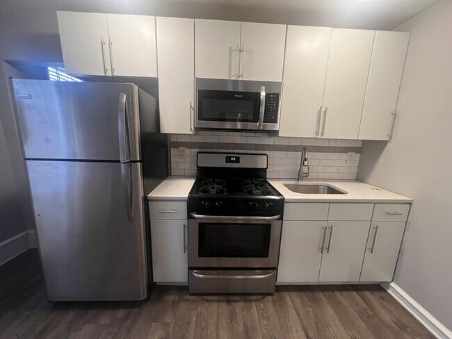 Building Photo - 804 N 16th St