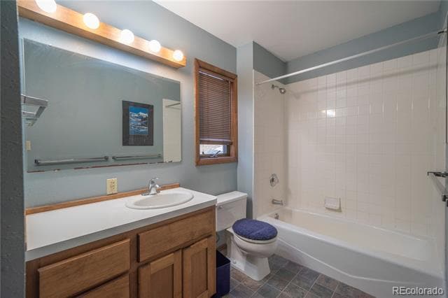 Building Photo - 307 Lakeview Dr