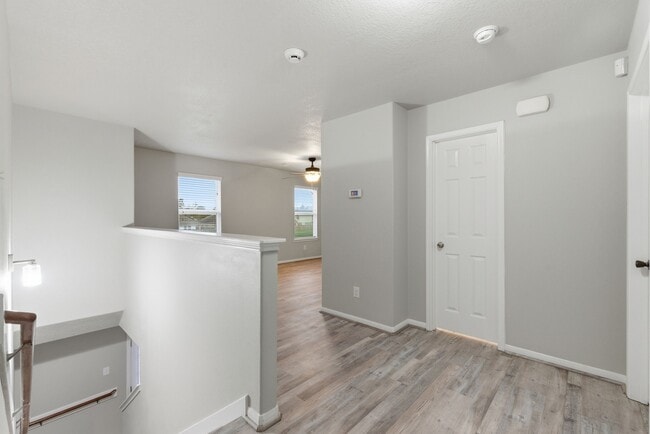 Building Photo - 4910 Conifer Ridge Way