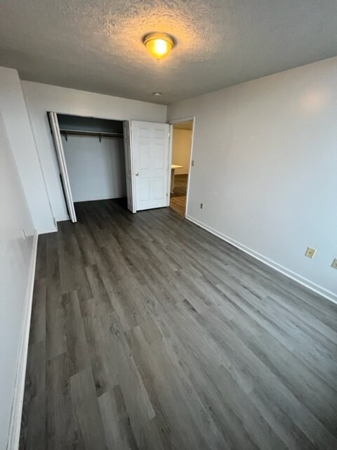 Building Photo - 205 Mercer St