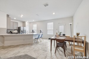 Building Photo - 5911 Eckhert Rd