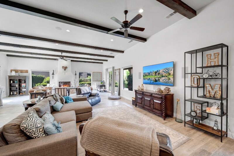 Building Photo - 57721 Santa Rosa Trail