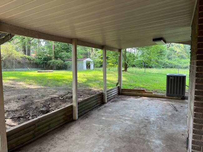 Building Photo - 3BR in Southern Hills