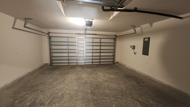 Building Photo - 63 Pritchard Dr