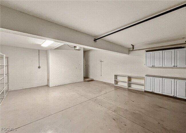 Building Photo - 16285 Coco Hammock Way