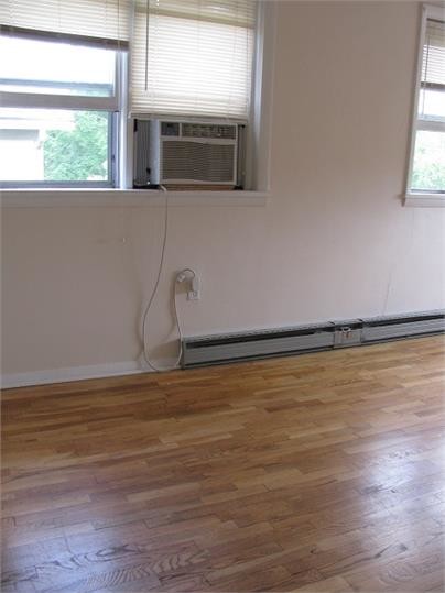 Building Photo - 306 W Hill St