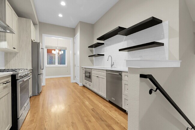 Building Photo - $2,945.00, 2 bedroom, 2.5 bathroom located...