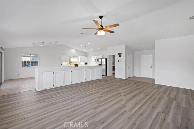 Building Photo - 41617 Beadling Rd