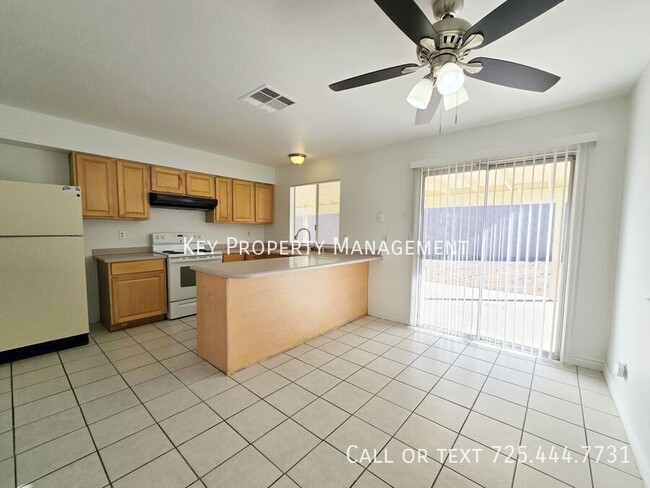 Building Photo - 3 BEDROOM 2 BATH SINGLE STORY HENDERSON HO...