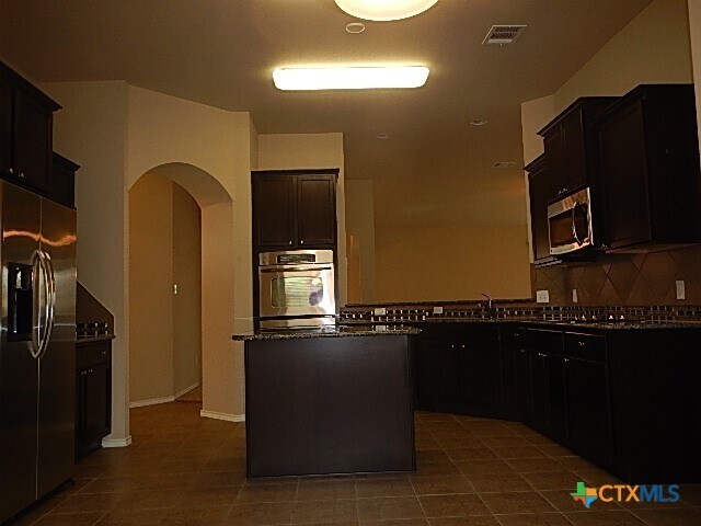 Building Photo - 7010 Cokui Dr