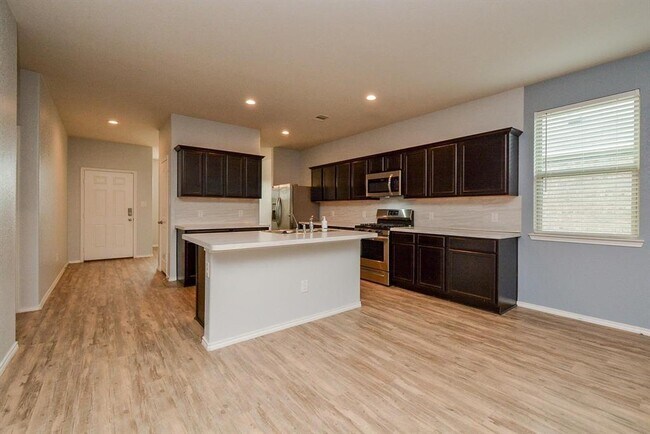 Building Photo - 6035 Purple Iris St