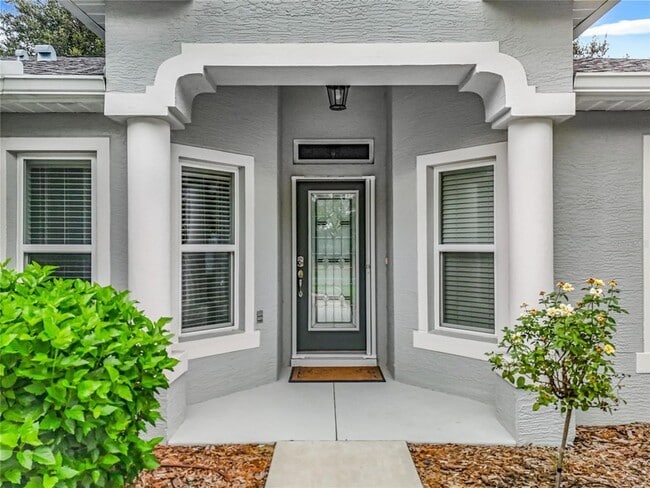 Building Photo - 27327 Roanoke Dr