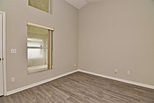 Building Photo - 109 Holloway Ct