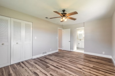 Building Photo - 623 Sherman Rd