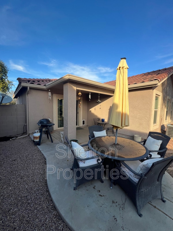 Building Photo - 15439 W Cortez St