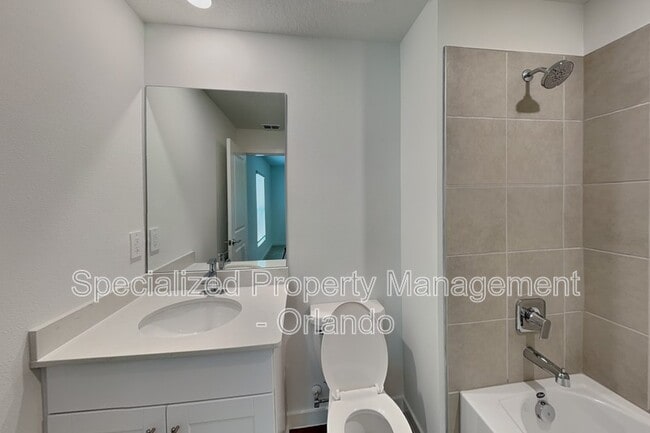 Building Photo - 4838 NW 16th Ln