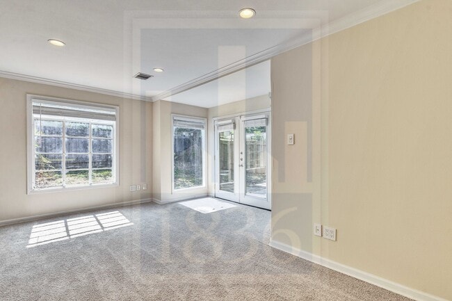 Building Photo - 4815 Woodview Ave