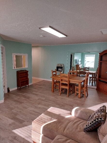 Building Photo - 161 Hoist Rd