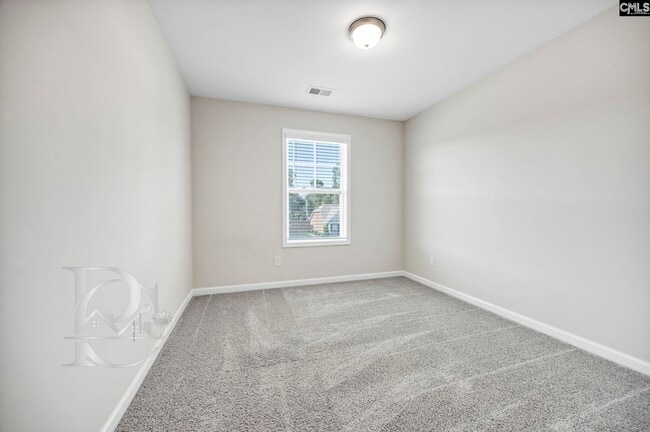 Building Photo - 9 Spinney Ct
