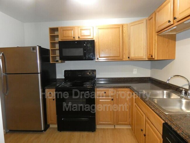 Building Photo - 88 Carriage Hill Dr