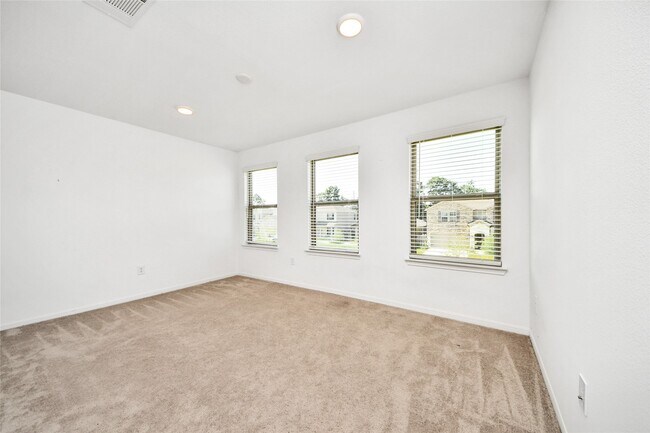 Building Photo - 14817 Ash Landing Dr
