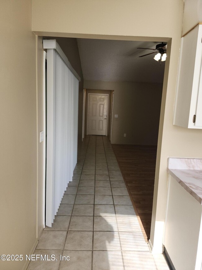 Building Photo - 3309 Donzi Way W