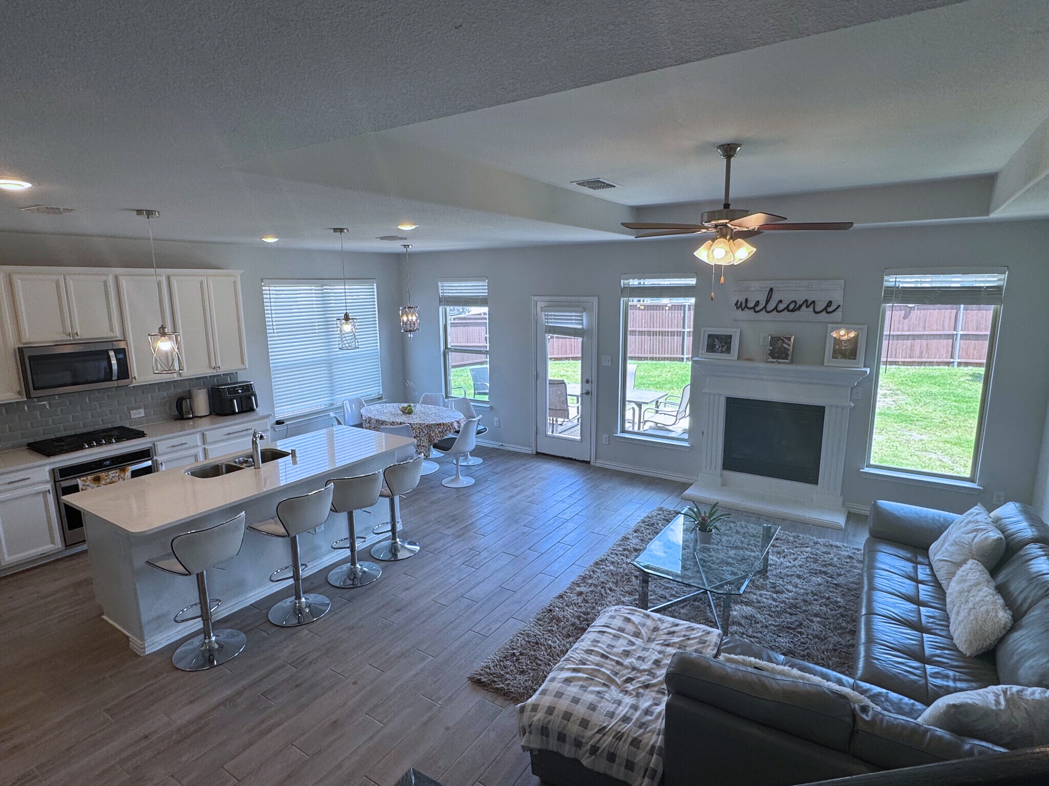Building Photo - 4100 Smokey Hill Ct