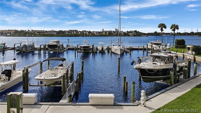 Building Photo - 1542 Jupiter Cove Dr