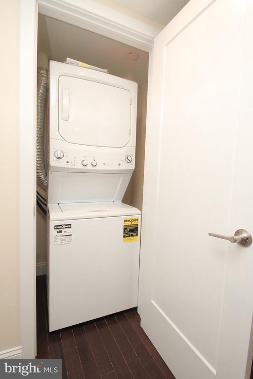 Building Photo - 1218 S 8th St