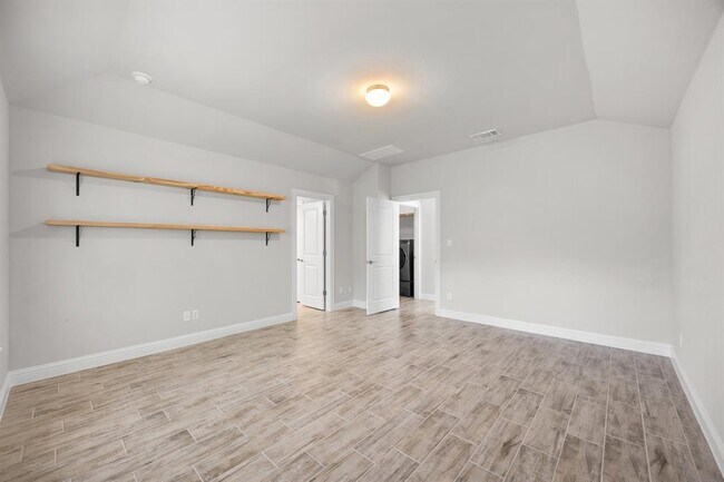 Building Photo - 173 Riverhill Dr
