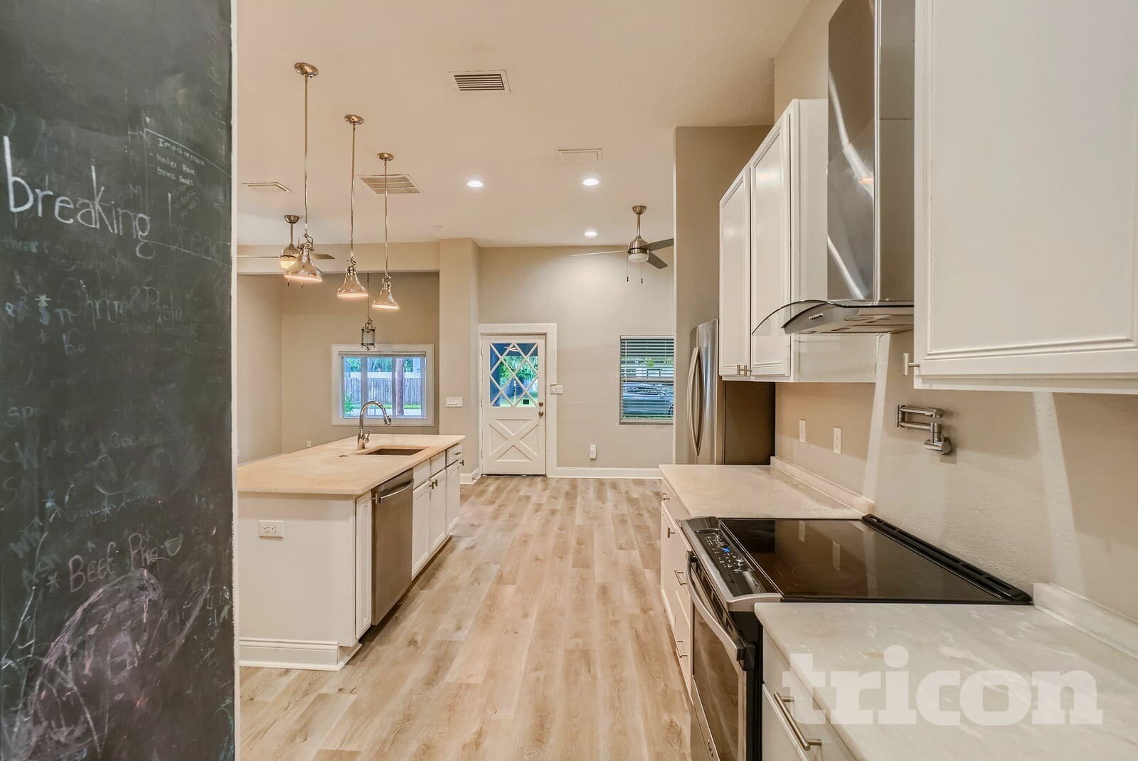 Building Photo - 1912 Carrigan Ave