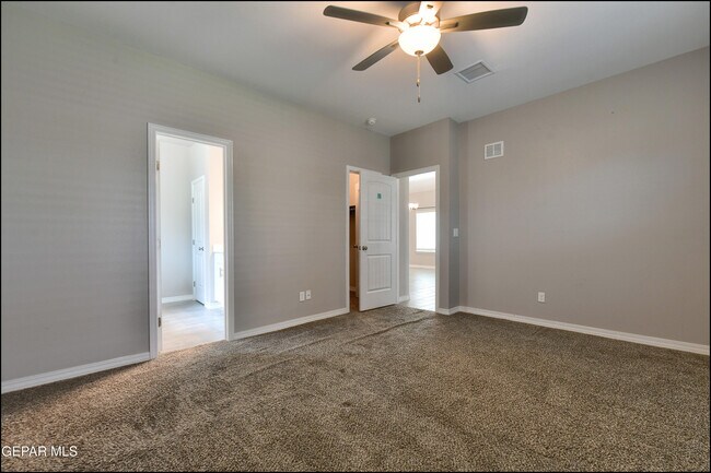 Building Photo - 917 Odle Pl